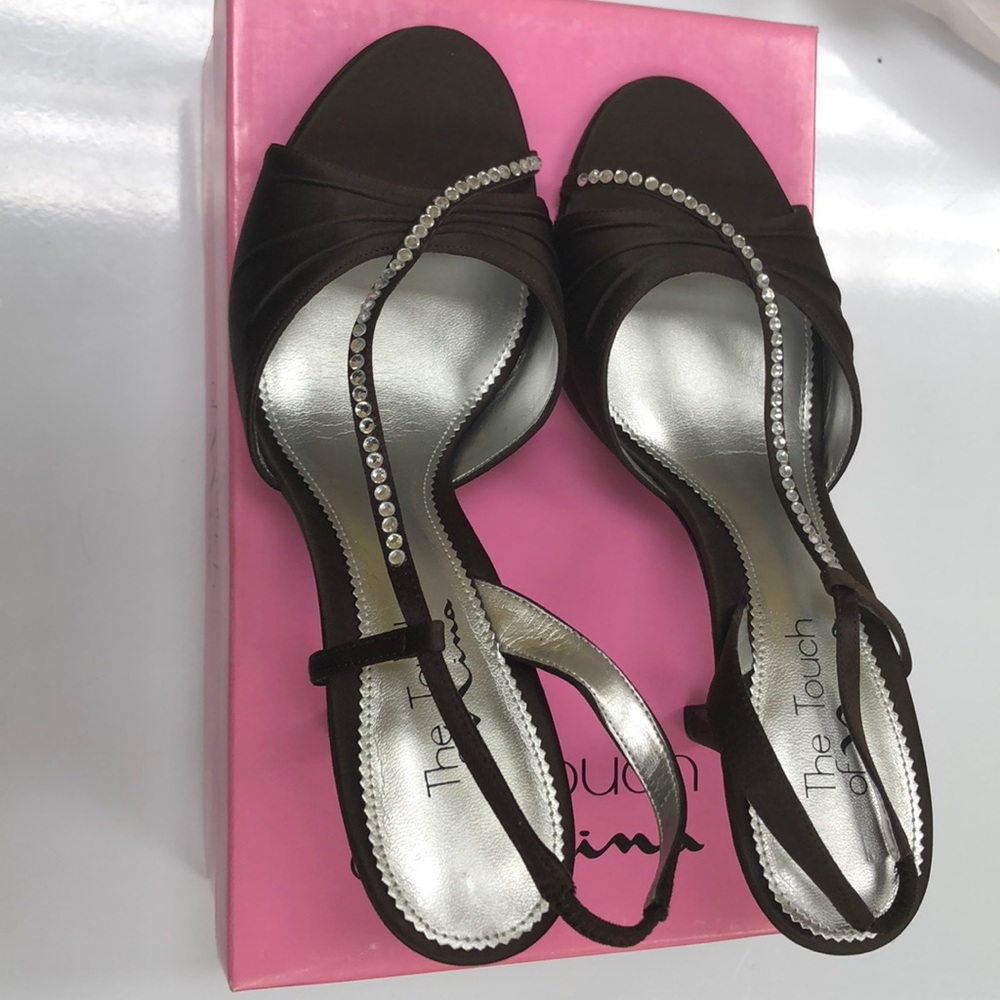 Brand new Nina heels